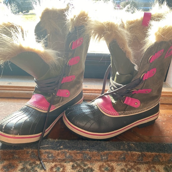 Girls Sorel winter boots - Picture 1 of 4